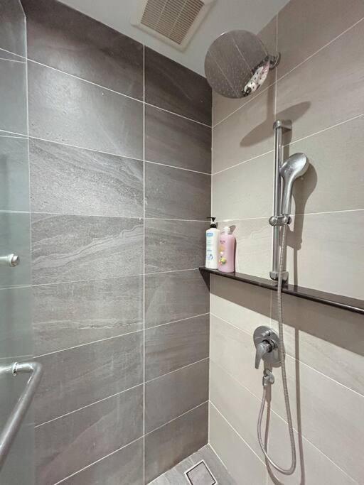 M101 Klcc Kl City King Suites By Livin กัวลาลัมเปอร์ ภายนอก รูปภาพ