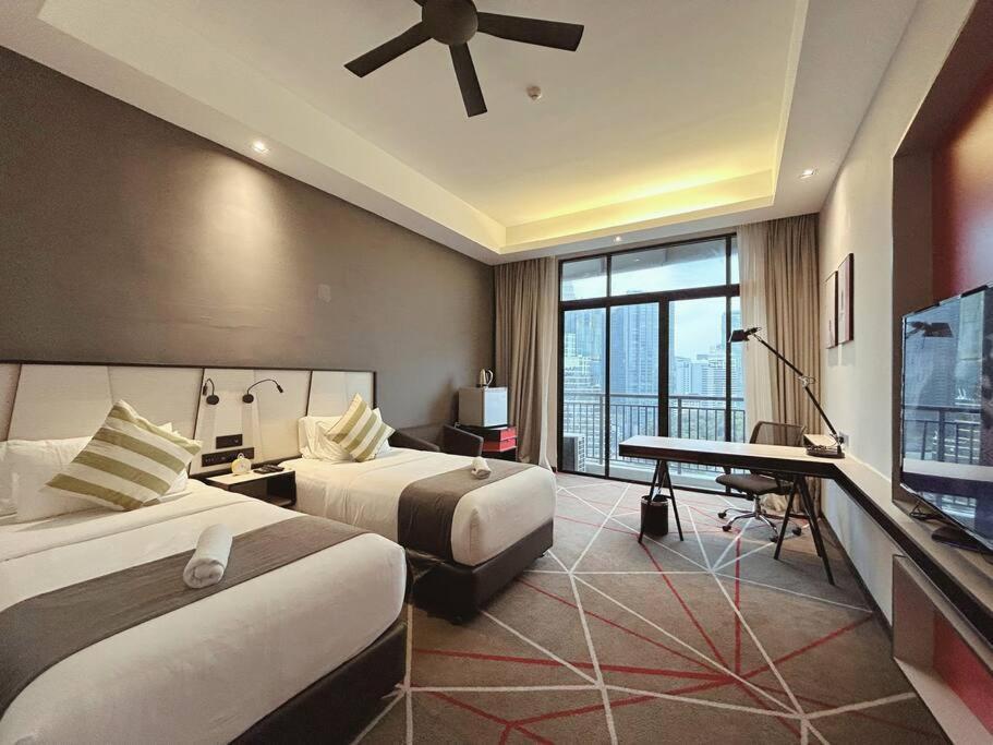 M101 Klcc Kl City King Suites By Livin กัวลาลัมเปอร์ ภายนอก รูปภาพ