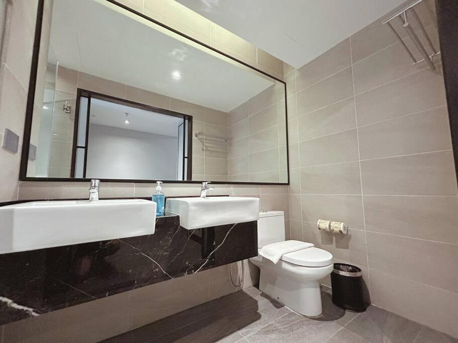 M101 Klcc Kl City King Suites By Livin กัวลาลัมเปอร์ ภายนอก รูปภาพ